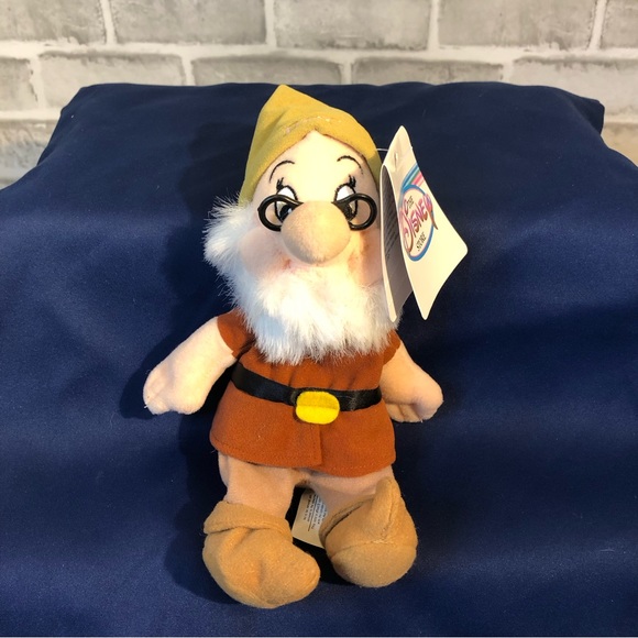 Disney Seven Dwarfs Mini Bean Bag Set - Picture 3 of 11